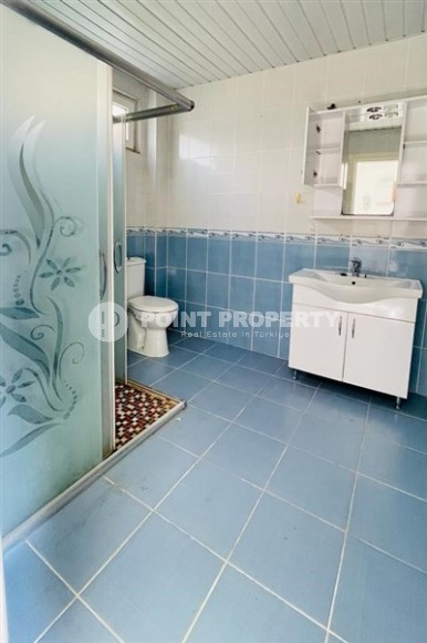 Великолепная триплекс-вилла с террасой в Кестеле-id-8268-фото-13