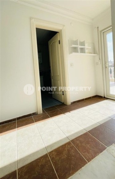 Великолепная триплекс-вилла с террасой в Кестеле-id-8268-фото-15