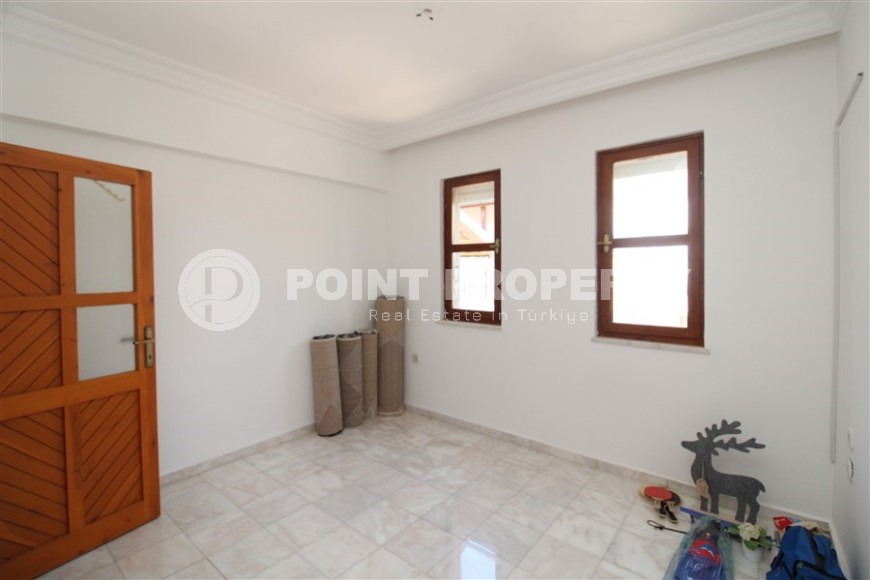 Panoramic twin villa in Kargicak area!-id-8276-photo-5