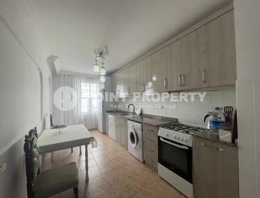 Inexpensive apartment with two bedrooms in Mahmutlar-id-8282-photo-4