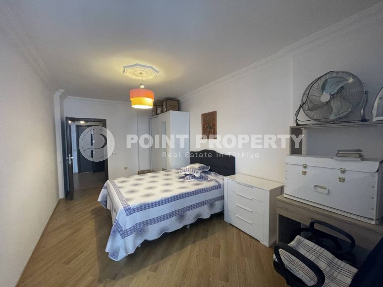 Inexpensive apartment with two bedrooms in Mahmutlar-id-8282-photo-9