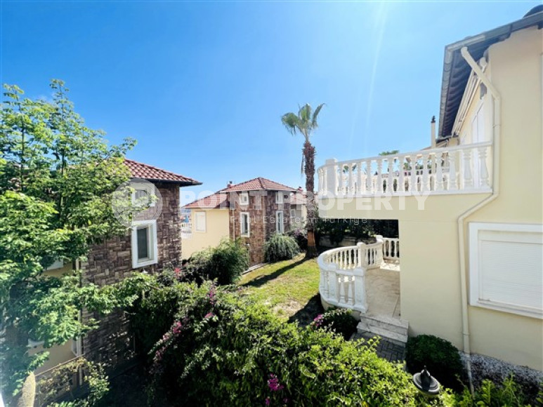 Меблированная вилла с тремя спальнями, 190м², с потрясающими видами в районе Алании - Сугёзю-id-1652-фото-17