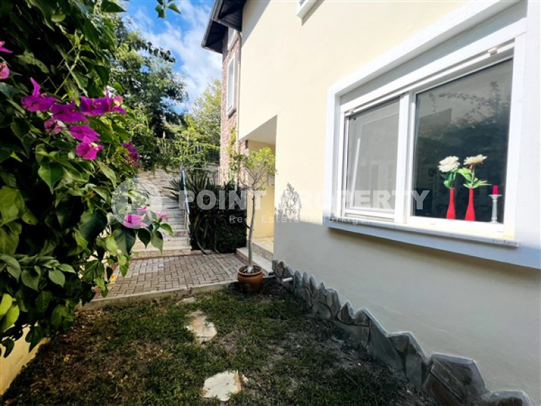 Меблированная вилла с тремя спальнями, 190м², с потрясающими видами в районе Алании - Сугёзю-id-1652-фото-19