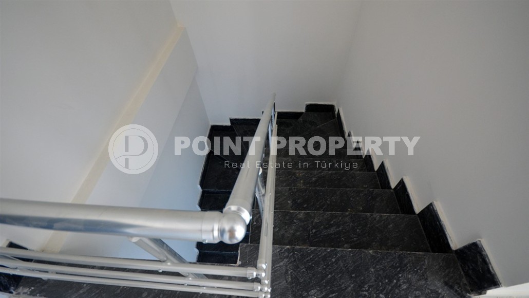 Penthouse in Avsallar with three bedrooms at a competitive price-id-8296-photo-9