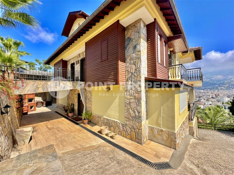 Spacious duplex in the historical center of Alanya - Kale-id-8302-photo-12