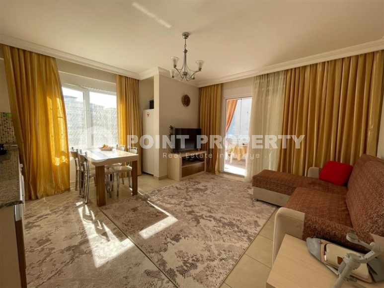 Просторная квартира с мебелью и техникой  в доме с бассейном-id-8304-фото-4