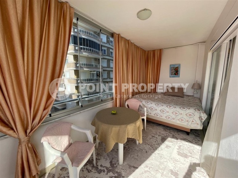 Просторная квартира с мебелью и техникой  в доме с бассейном-id-8304-фото-8