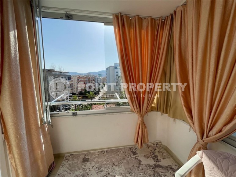 Просторная квартира с мебелью и техникой  в доме с бассейном-id-8304-фото-10