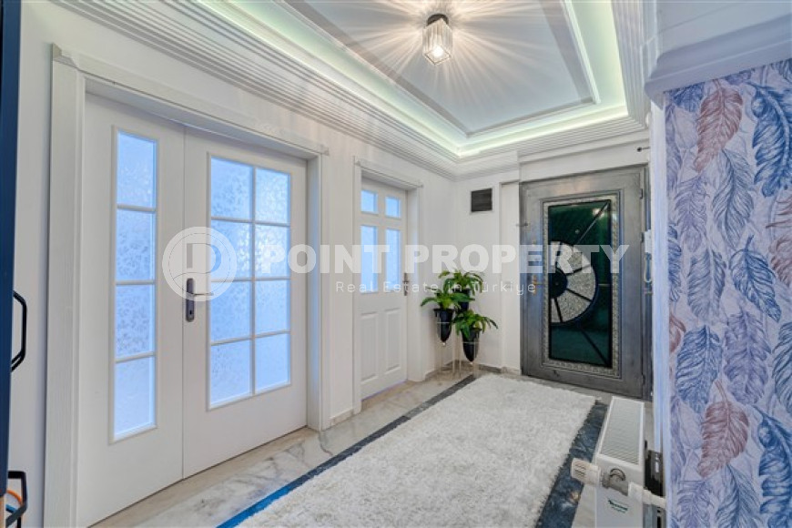 Ready to move in, 2+1 apartment, 125m² with designer interior with sea views in Mahmutlar, Alanya-id-1653-photo-27