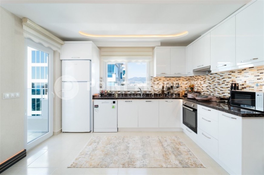 Пентхаус в элитном комплексе с мебелью и техникой-id-8322-фото-6