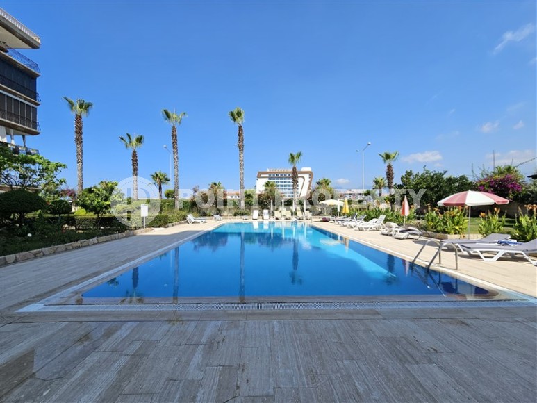 Трехкомнатная квартира у самого берега моря в Махмутларе-id-8338-фото-2