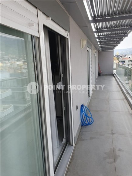 Пентхаус 3+1 с видом на горы в новом комплексе в районе Клеопатра-id-8376-photo-16