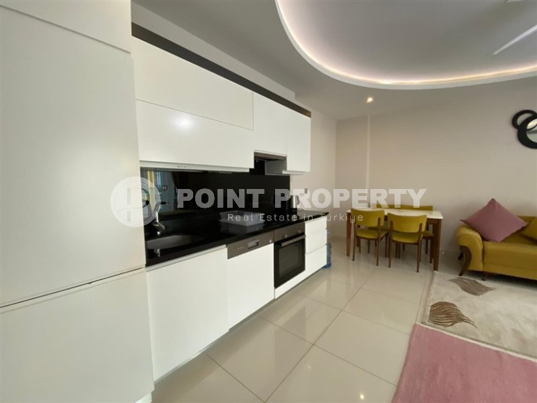 Квартира с боковым видом на море и собственным пляжем на первой линии-id-8379-фото-3