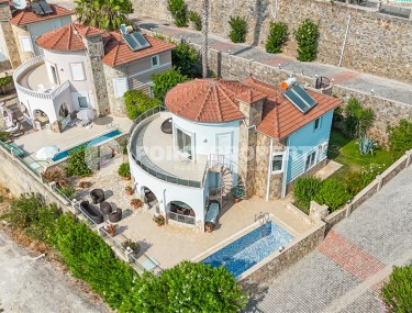 Вилла 3+1 с панорамным видом на море в районе Каргыджак-id-8384-фото-1