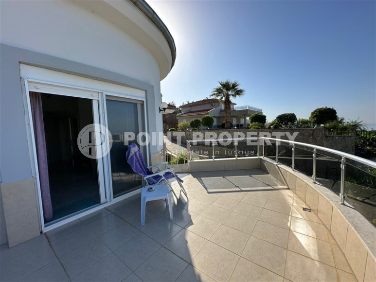 Villa 3+1 with panoramic sea view in Kargicak-id-8384-photo-25
