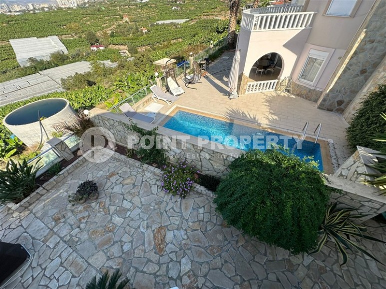 Вилла 3+1 с панорамным видом на море в районе Каргыджак-id-8384-фото-32