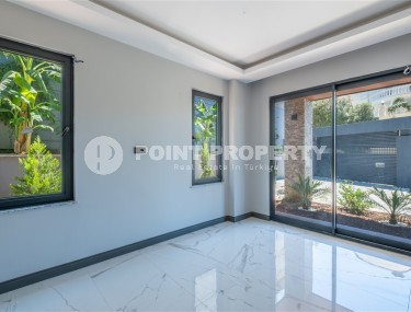 Detached 4+1 Villa Suitable for Turkish Citizenship-id-8386-photo-3