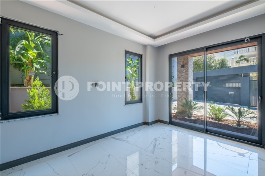 Detached 4+1 Villa Suitable for Turkish Citizenship-id-8386-photo-3