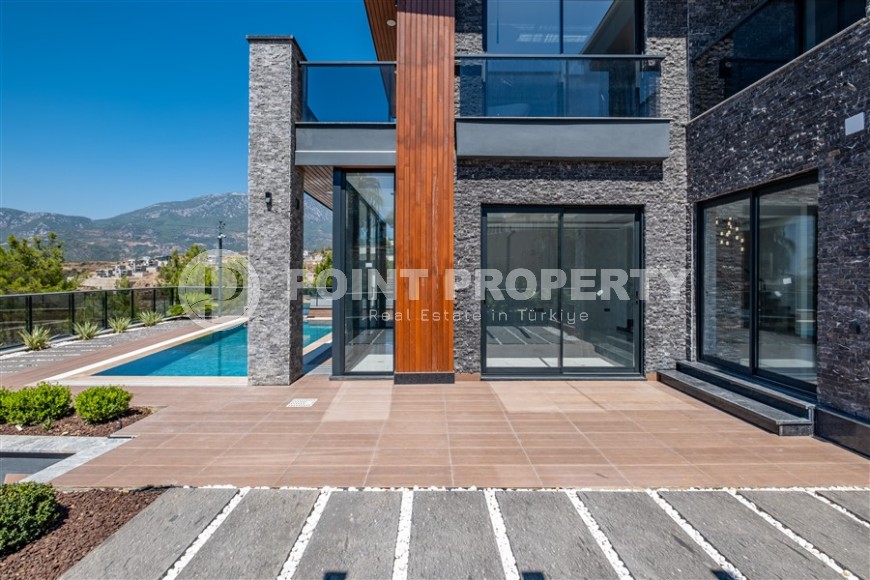 Detached 4+1 Villa Suitable for Turkish Citizenship-id-8386-photo-22