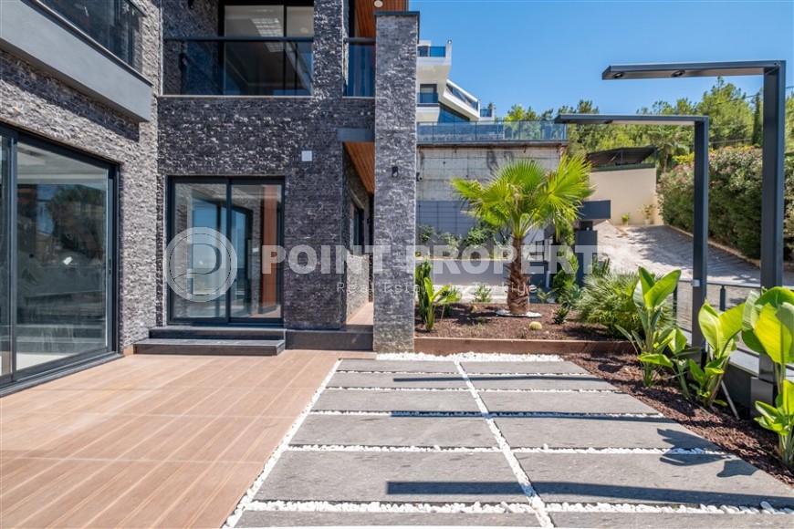 Detached 4+1 Villa Suitable for Turkish Citizenship-id-8386-photo-25