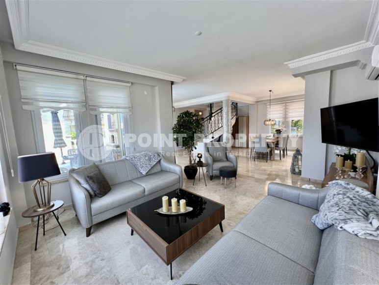 Просторная вилла с видом на море в Каргыджак-id-8401-фото-3