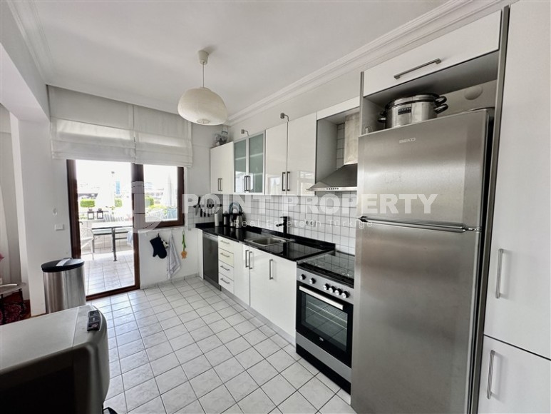 Уютная квартира 160 м² на первой линии в Турклере с видом на море-id-8403-фото-3