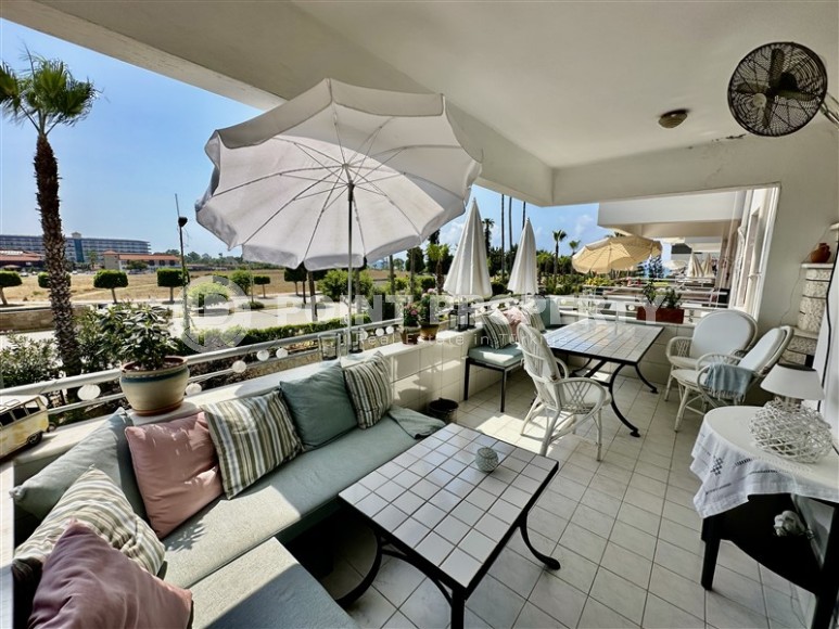 Уютная квартира 160 м² на первой линии в Турклере с видом на море-id-8403-фото-12