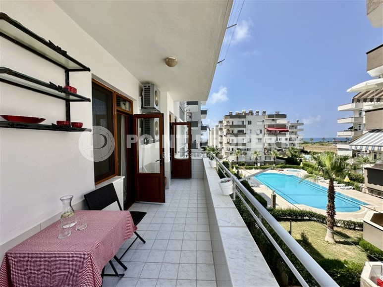 Уютная квартира 160 м² на первой линии в Турклере с видом на море-id-8403-фото-13