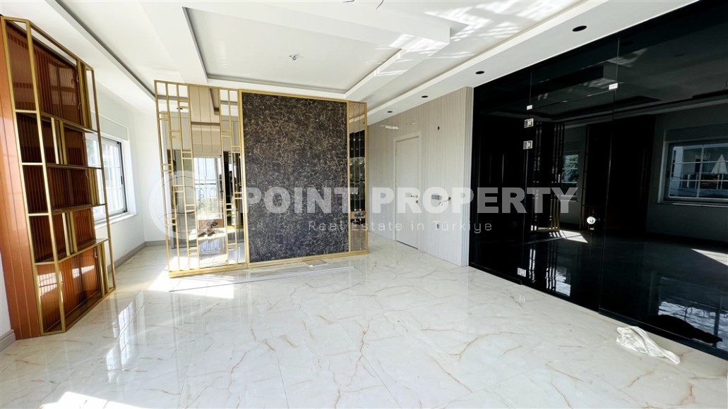 Роскошная триплекс-вилла в центре Аланьи – Тепе-id-8408-фото-15