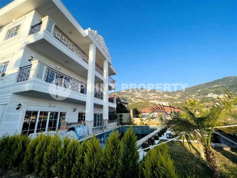 Роскошная триплекс-вилла в центре Аланьи – Тепе-id-8408-фото-24