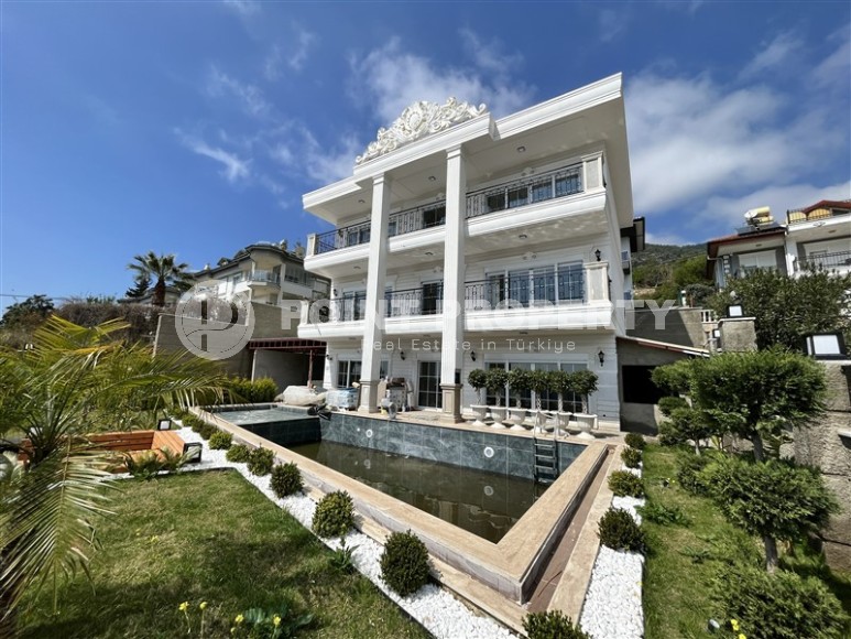 Роскошная триплекс-вилла в центре Аланьи – Тепе-id-8408-фото-25