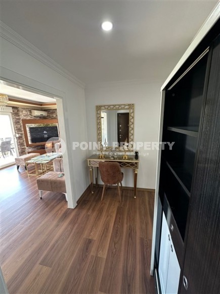 Роскошная квартира на первой береговой линии в Кестеле-id-8410-фото-7