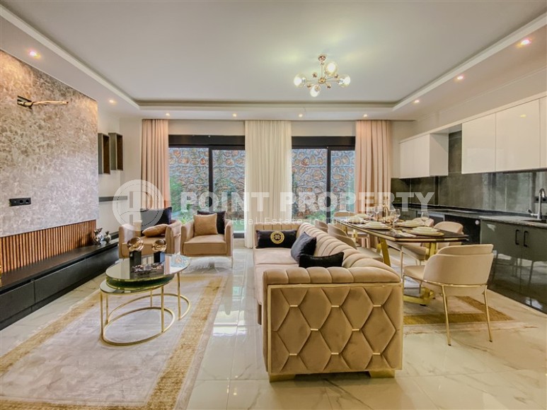 Великолепный дуплекс с садом в районе Верхняя Оба-id-8417-фото-2