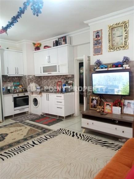 Inexpensive three-room apartment in Mahmutlar-id-8429-photo-2