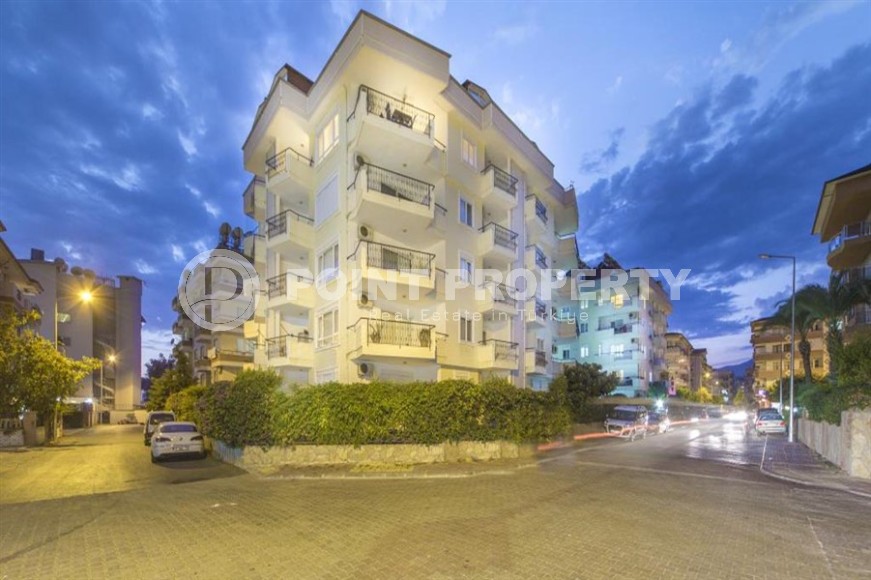 Большая квартира с шикарным ремонтом в районе Оба-id-8446-фото-22