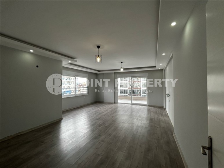 Двухуровневая квартира 5+1 в Махмутларе. Подходит под получение турецкого гражданства-id-8462-photo-7