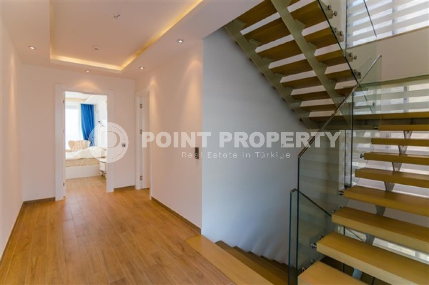 Элитная недвижимость в Алании: шикарная трехэтажная вилла 5+1, 520м², в уникальной резиденции в Конаклы.-id-1663-фото-61