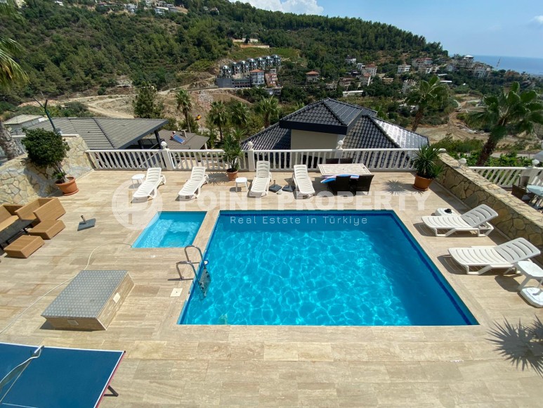 Трехэтажная вилла с невероятными видами на море-id-8464-фото-22