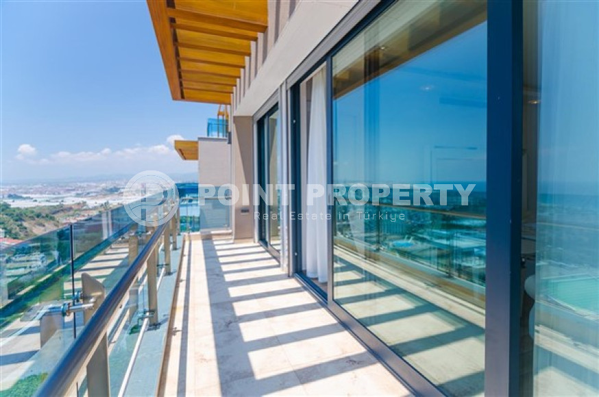 Элитная недвижимость в Алании: шикарная трехэтажная вилла 5+1, 520м², в уникальной резиденции в Конаклы.-id-1663-фото-78