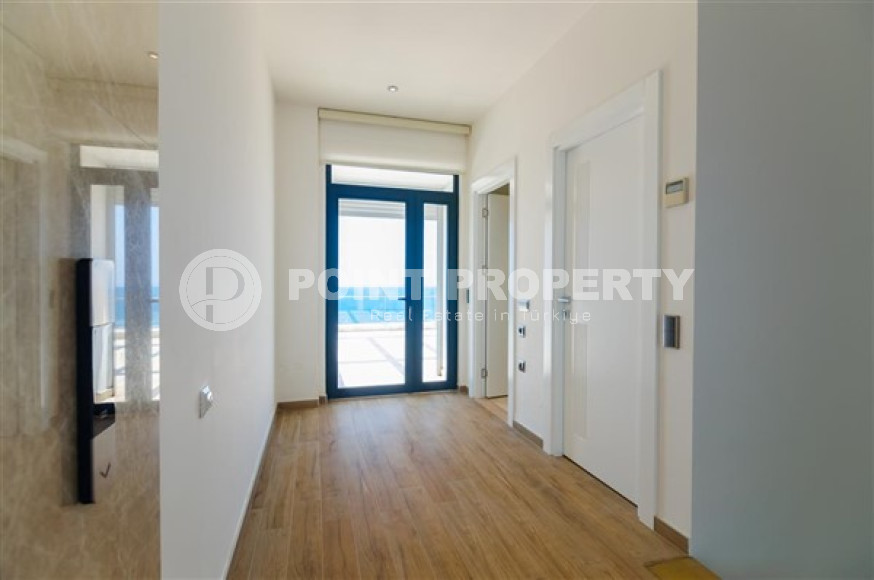 Элитная недвижимость в Алании: шикарная трехэтажная вилла 5+1, 520м², в уникальной резиденции в Конаклы.-id-1663-фото-81