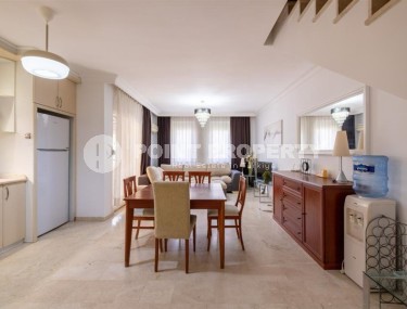 Современная вилла с мансардой и зелёным садом в Конаклы-id-8477-photo-4