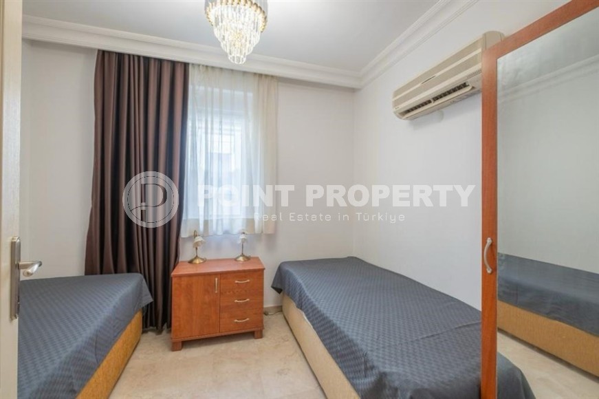 Современная вилла с мансардой и зелёным садом в Конаклы-id-8477-photo-18