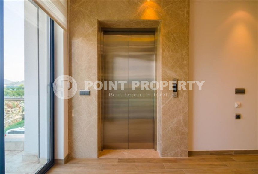 Элитная недвижимость в Алании: шикарная трехэтажная вилла 5+1, 520м², в уникальной резиденции в Конаклы.-id-1663-фото-92