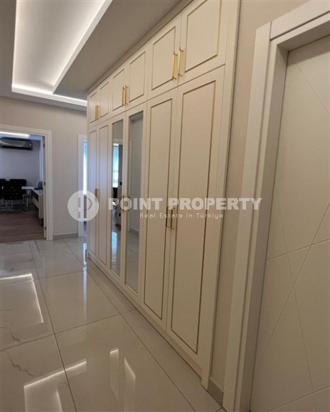 Квартира с тремя спальнями в районе Оба мебель и техника в цене-id-8483-photo-4