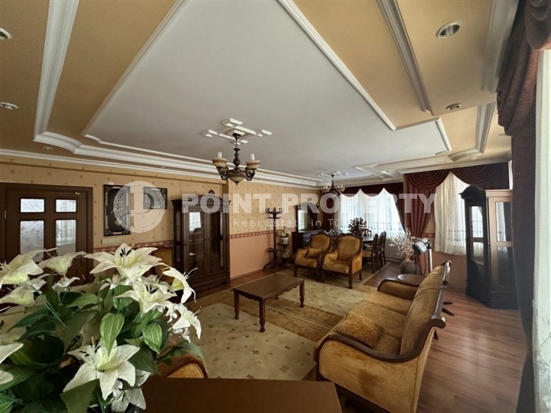 Большая квартира в центре Алании с террасой и джакузи-id-8485-фото-3