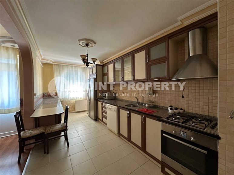 Большая квартира в центре Алании с террасой и джакузи-id-8485-фото-8