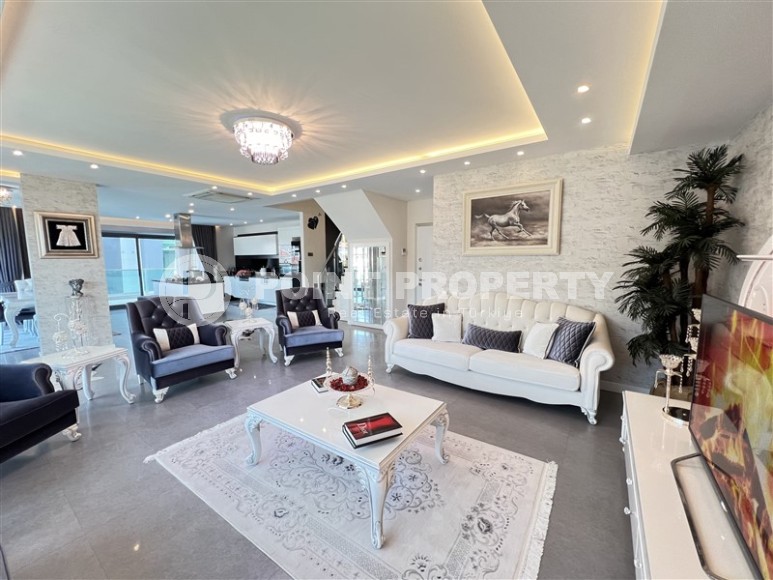 Роскошная дуплексная квартира 270 м² на первой береговой линии в Каргыджаке-id-8492-фото-3