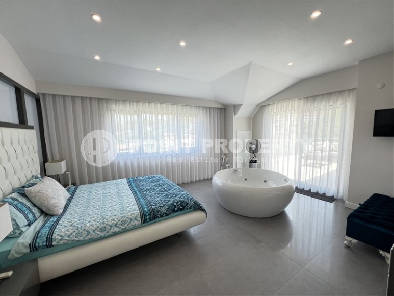 Роскошная дуплексная квартира 270 м² на первой береговой линии в Каргыджаке-id-8492-фото-14