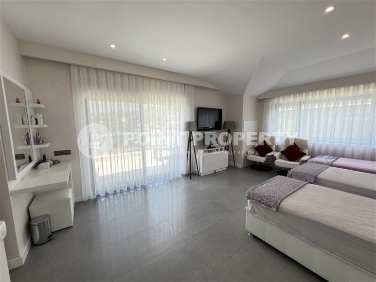 Роскошная дуплексная квартира 270 м² на первой береговой линии в Каргыджаке-id-8492-фото-15