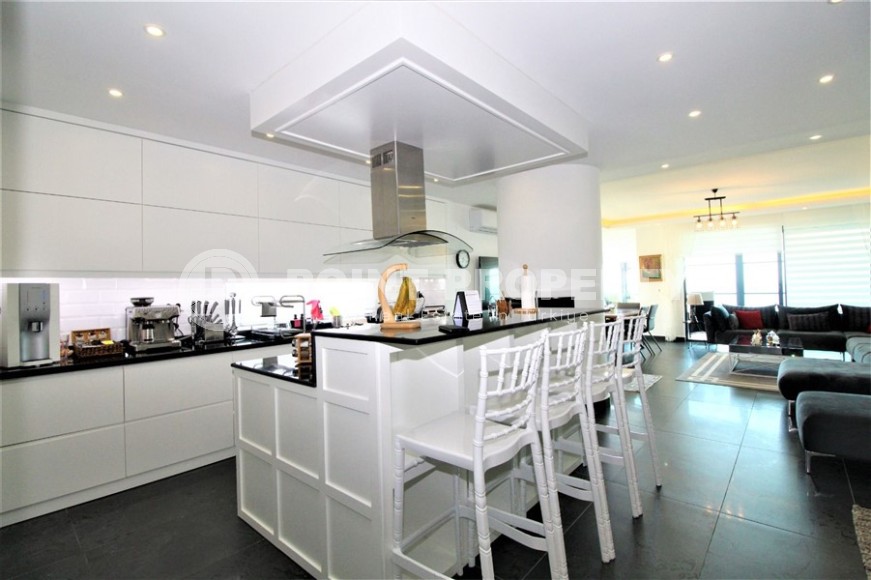 Потрясающий дуплекс 300 м², на первой береговой линии в Кестеле-id-8501-фото-3